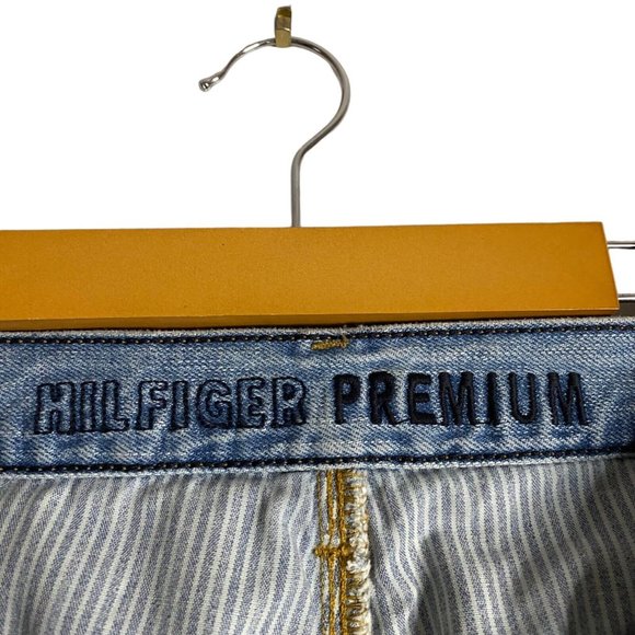 Tommy Hilfiger Men's Light Wash Premium Slim Straight Denim Jeans - Picture 8 of 11